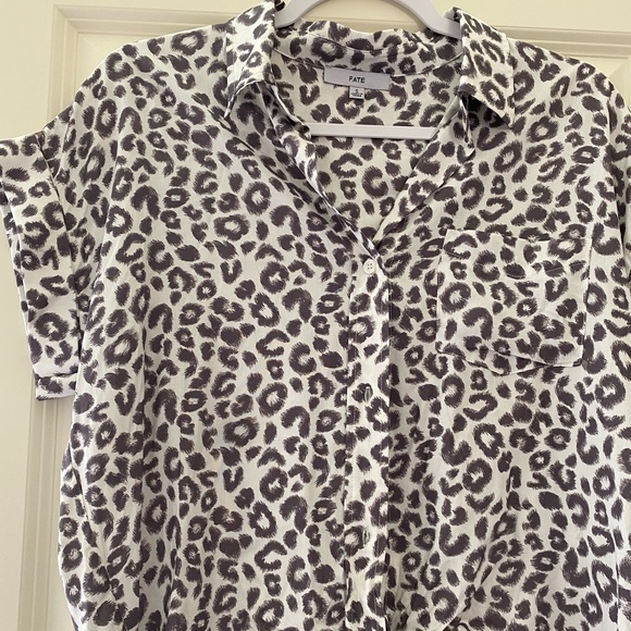 Fate Top - Picture 2 of 4